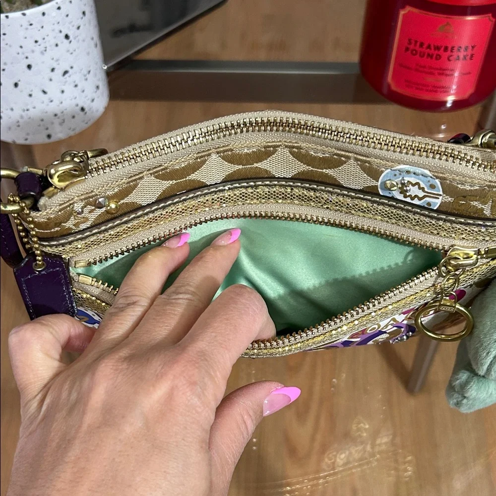 Coach Poppy Vintage Tan and Purple Mini Bag - Picture 7 of 10